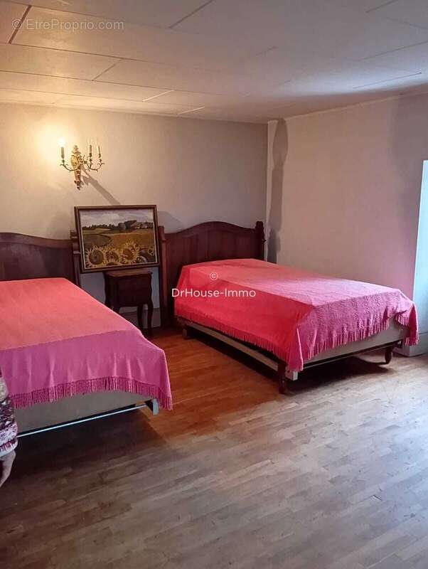 Maison 185 m² à Saint-Quentin-Du-Dropt  - photo 89