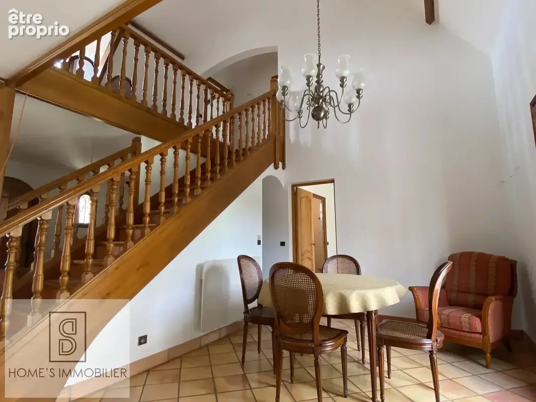 Maison 6 pièces 148m² Gagny - 14min du RER - photo 4
