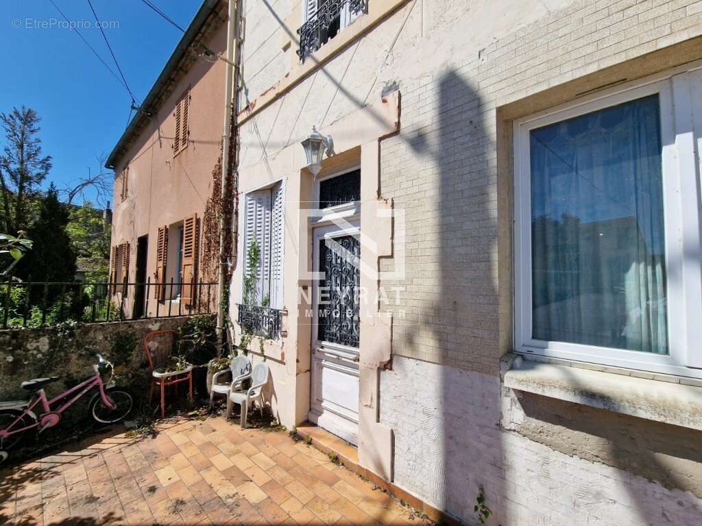 Maison à MONETAY-SUR-LOIRE