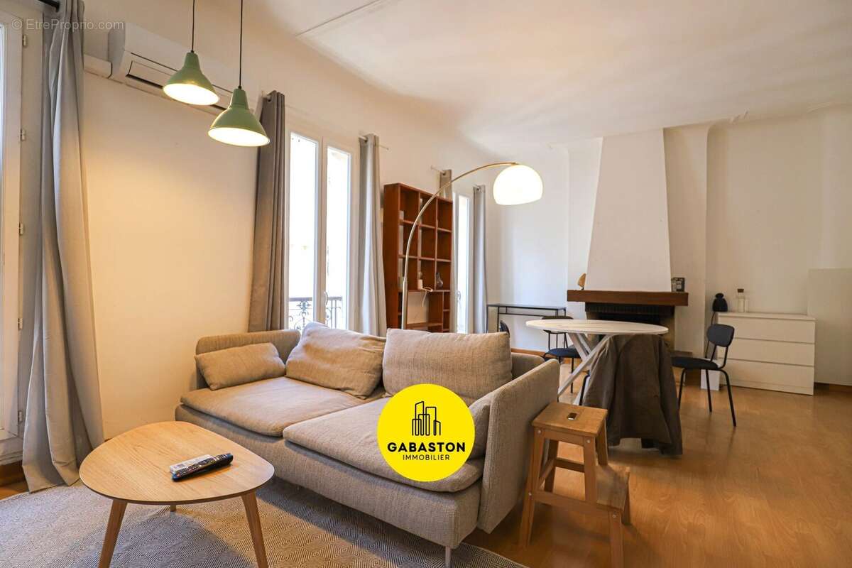 Appartement à MARSEILLE-6E