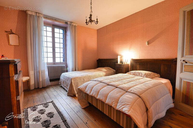 Maison 6 pièces MASSIGNAC (16) - photo 6