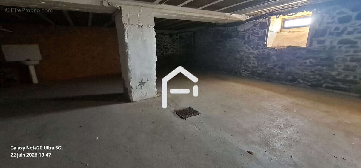 Maison 310 m² à Objat  - photo 3