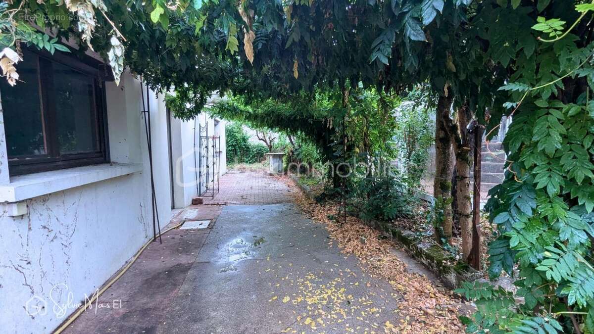 Maison à MONSEMPRON-LIBOS