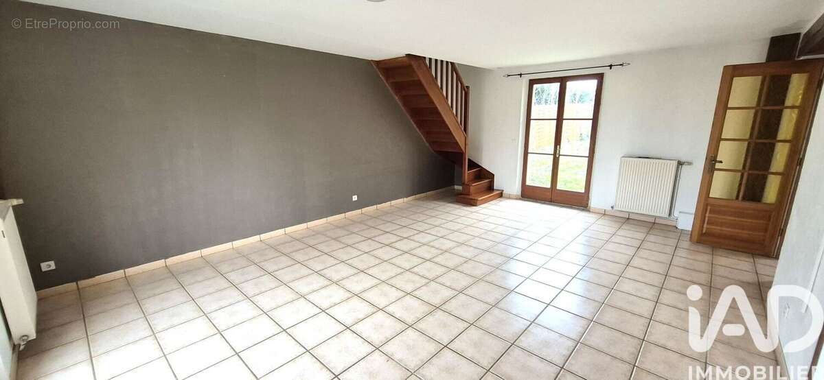 Maison 135 m² à Lachelle  - photo 2