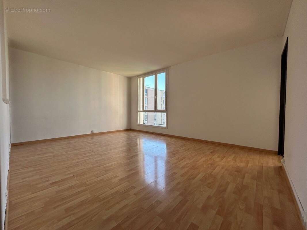 Appartement à BOIS-D'ARCY
