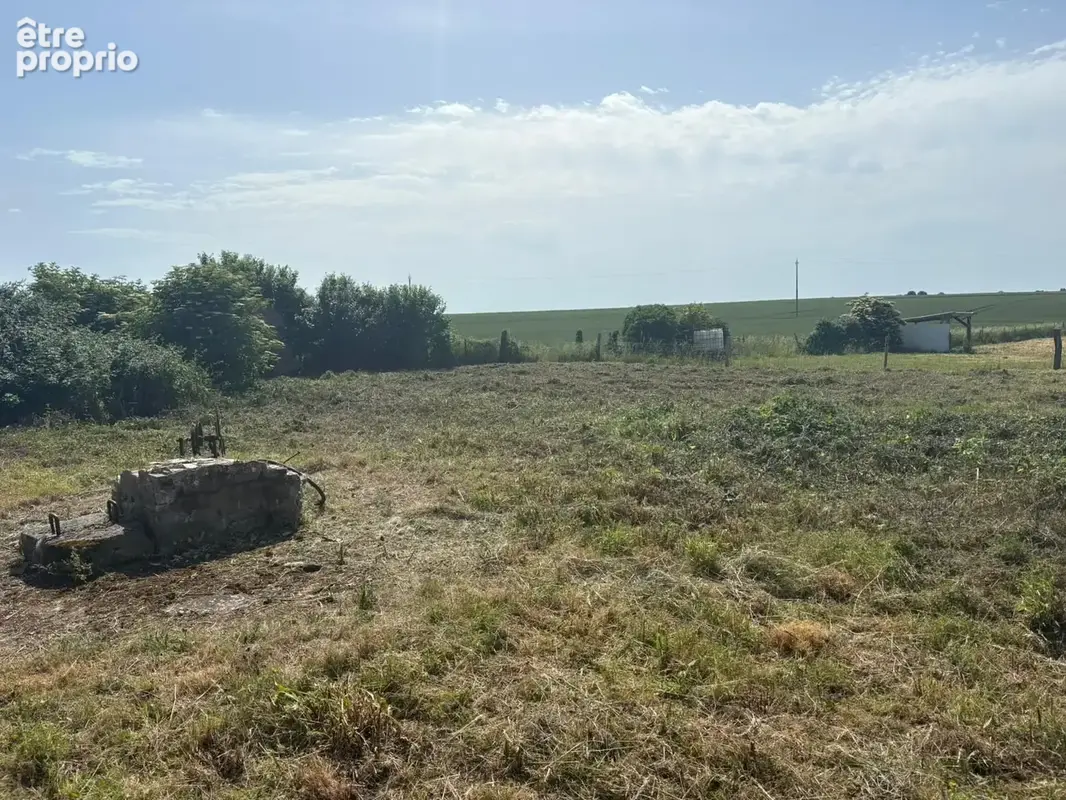 Terrain 1599 m² à La Boissiere  - photo 2
