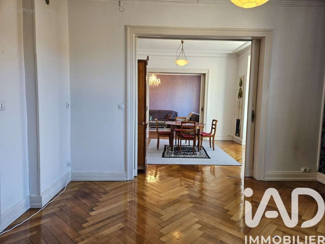 Photo 9 - Appartement à LONGEVILLE-LES-METZ