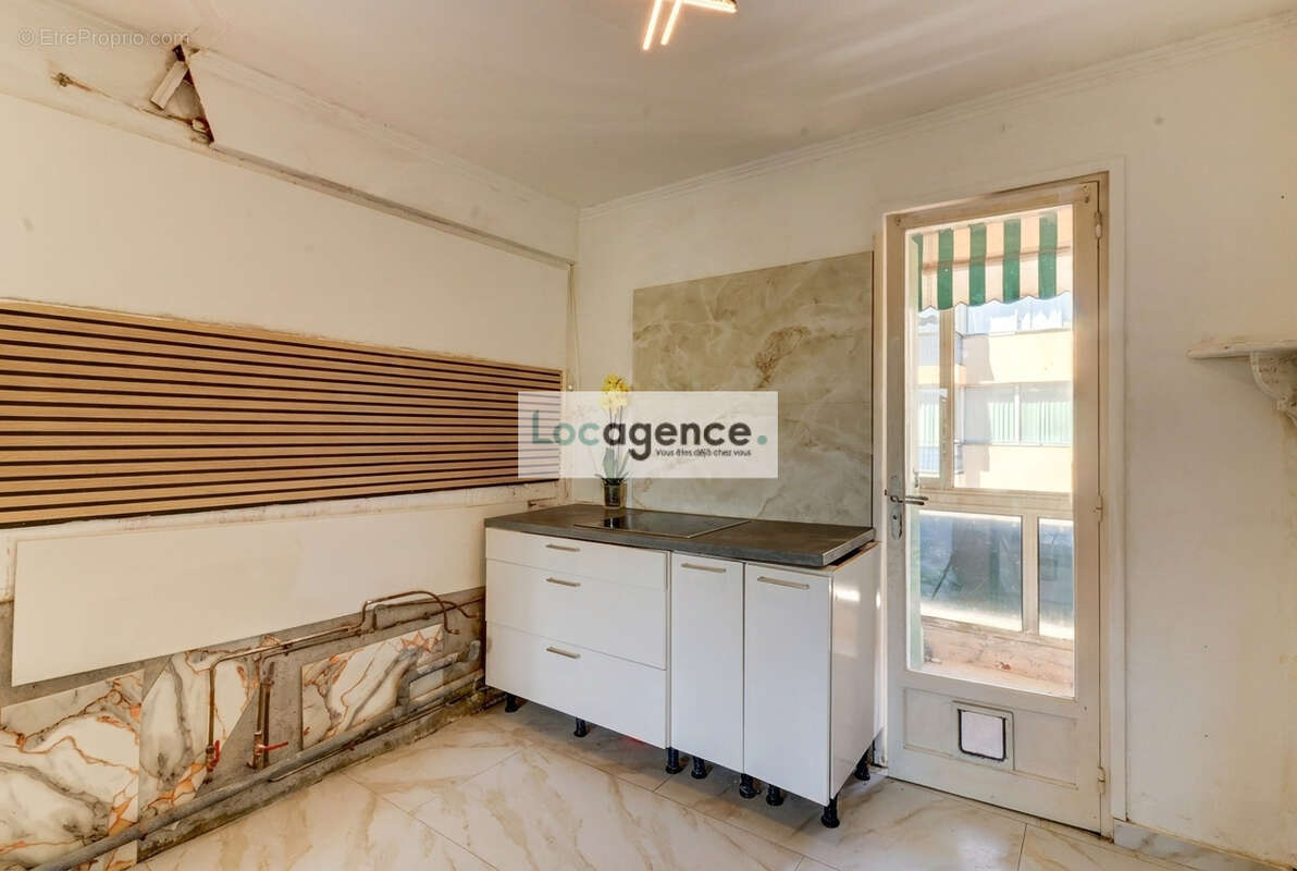 Appartement à MANDELIEU-LA-NAPOULE