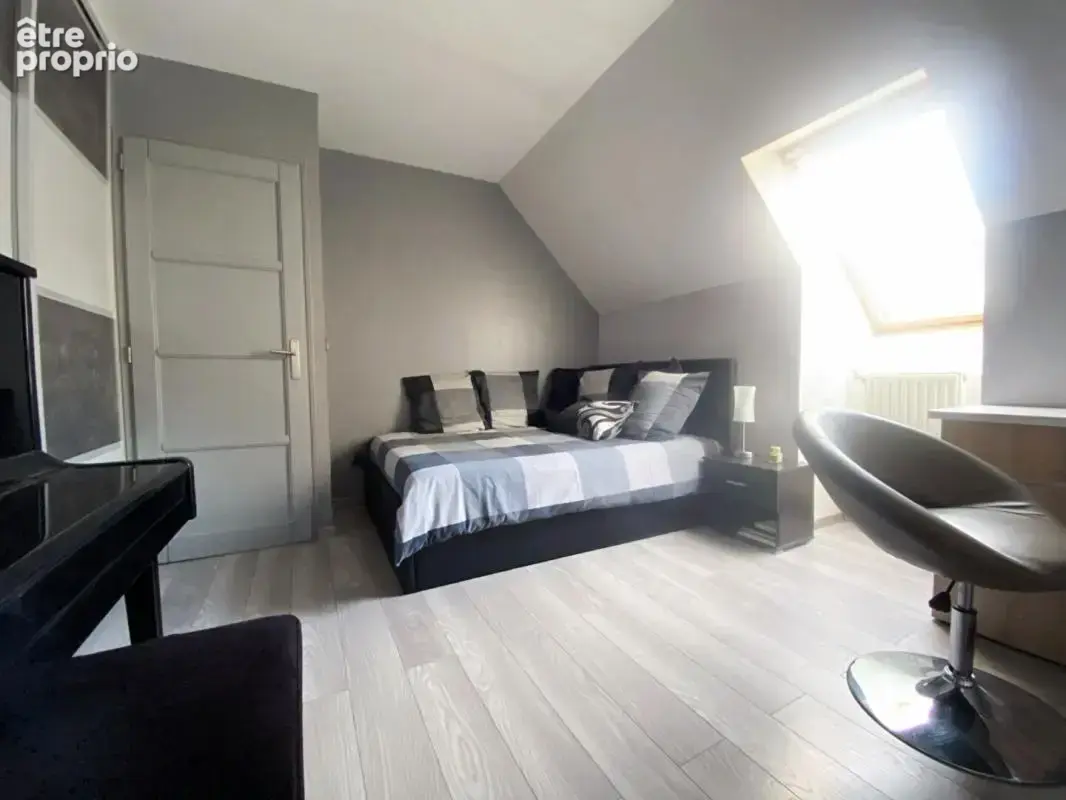 Le plessis robinson - maison 5 chambres, jardin, sous-sol total pompe a chaleur - dpe a - photo 11