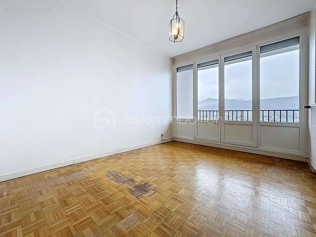 Appartement à ECHIROLLES