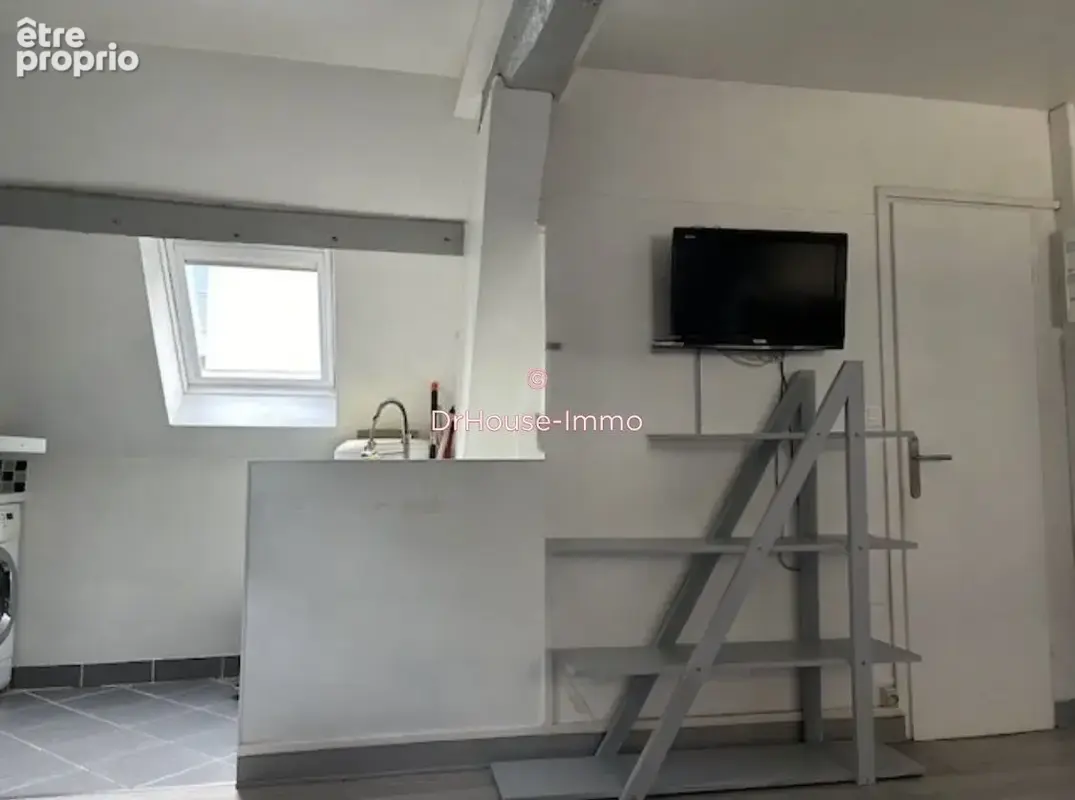Appartement 23 m² à Compiegne  - photo 4