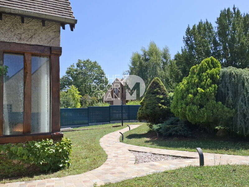 Maison à LIMOURS