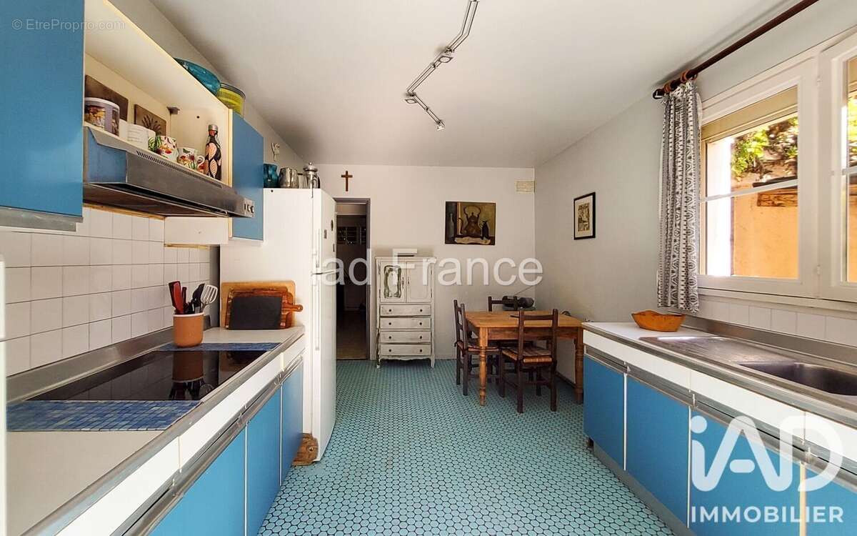 Maison 250 m² à Chavenay  - photo 7