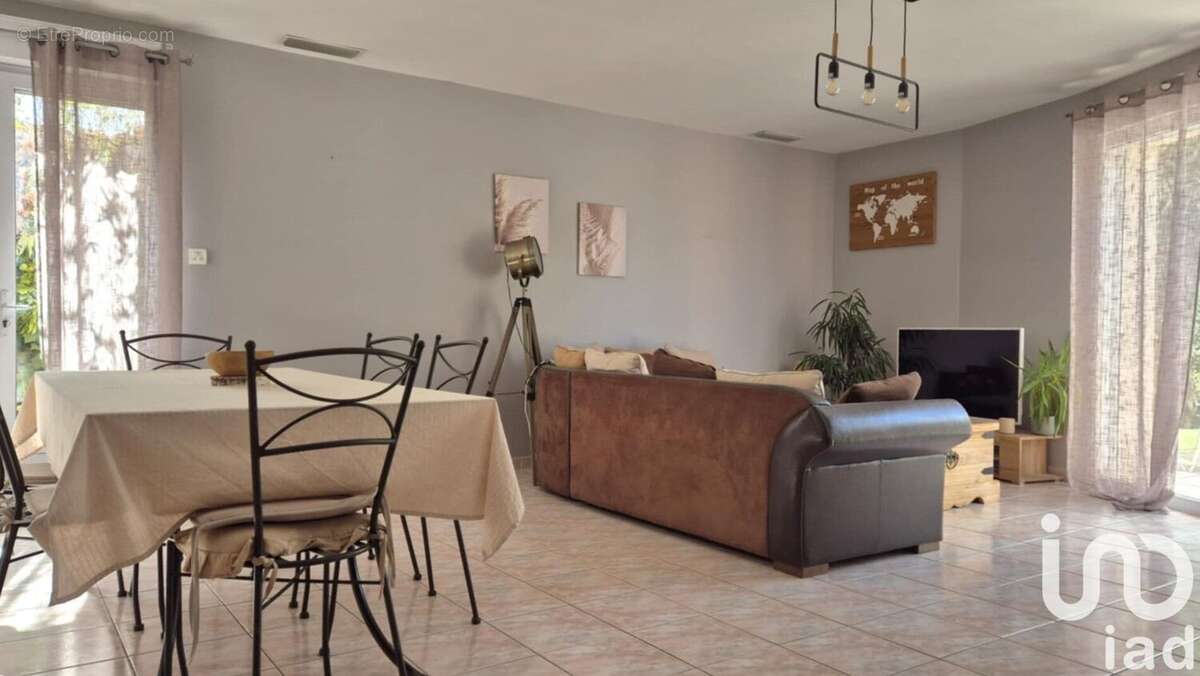 Photo 7 - Maison à LESPIGNAN