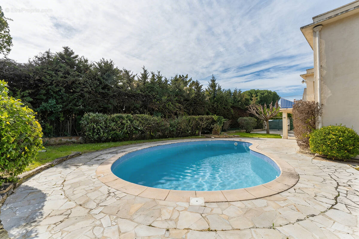 Maison à MARSEILLE-12E