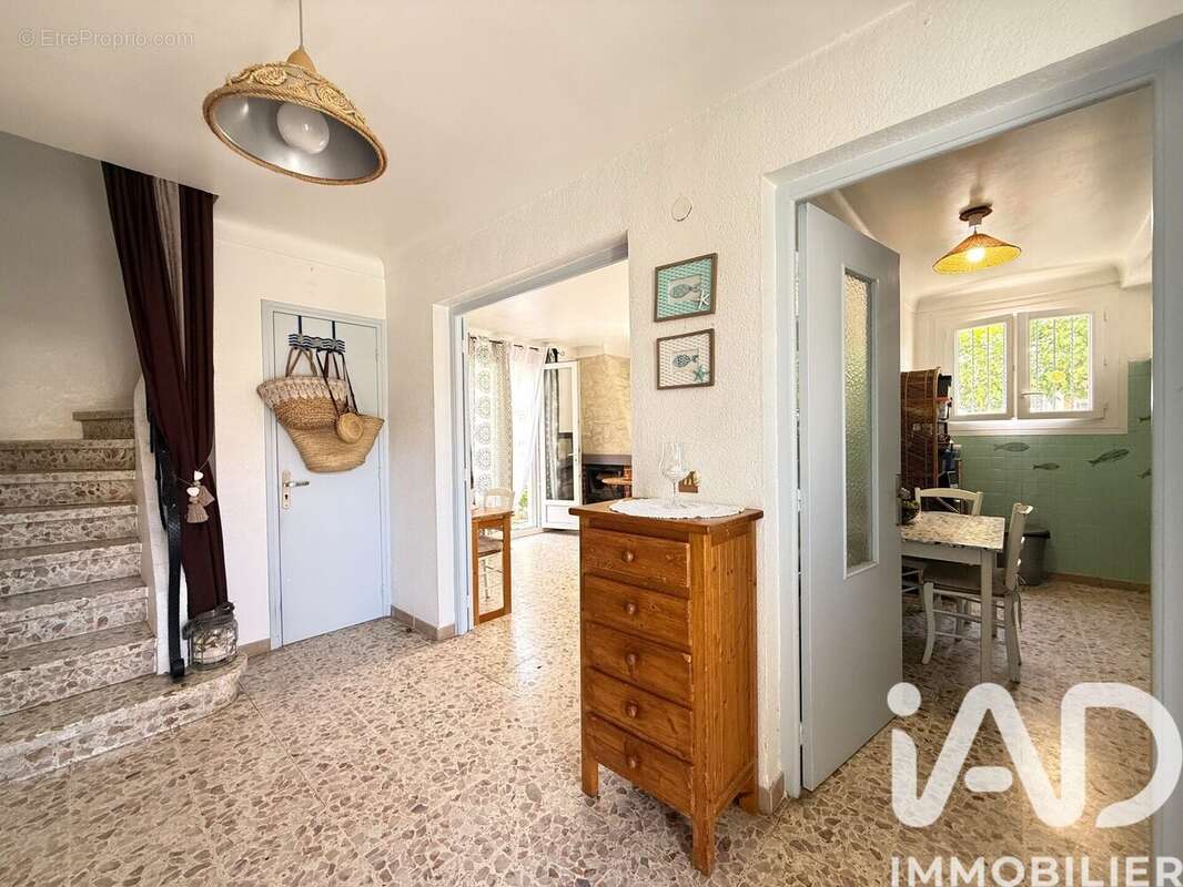 Maison 98 m² à Saint-Cyprien  - photo 6
