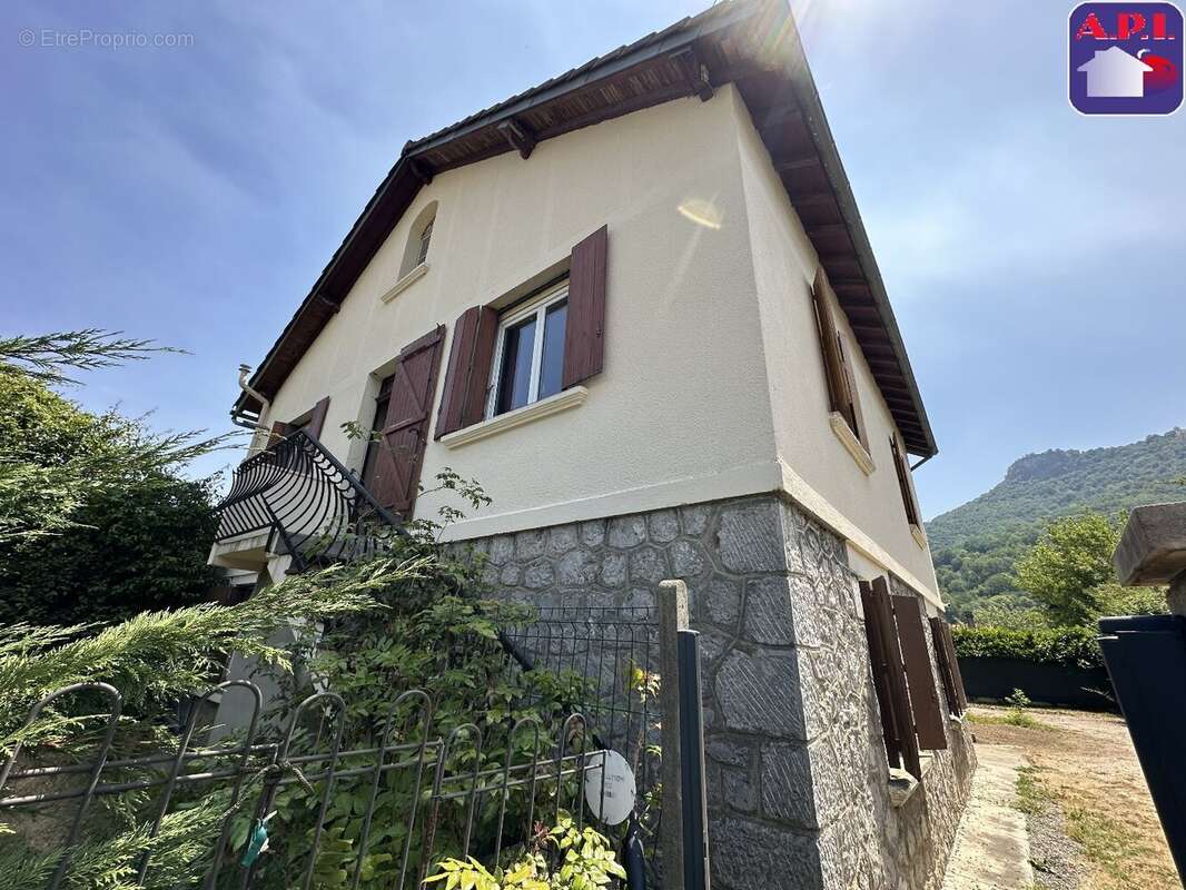 Maison 136 m² à Moulis  - photo 11