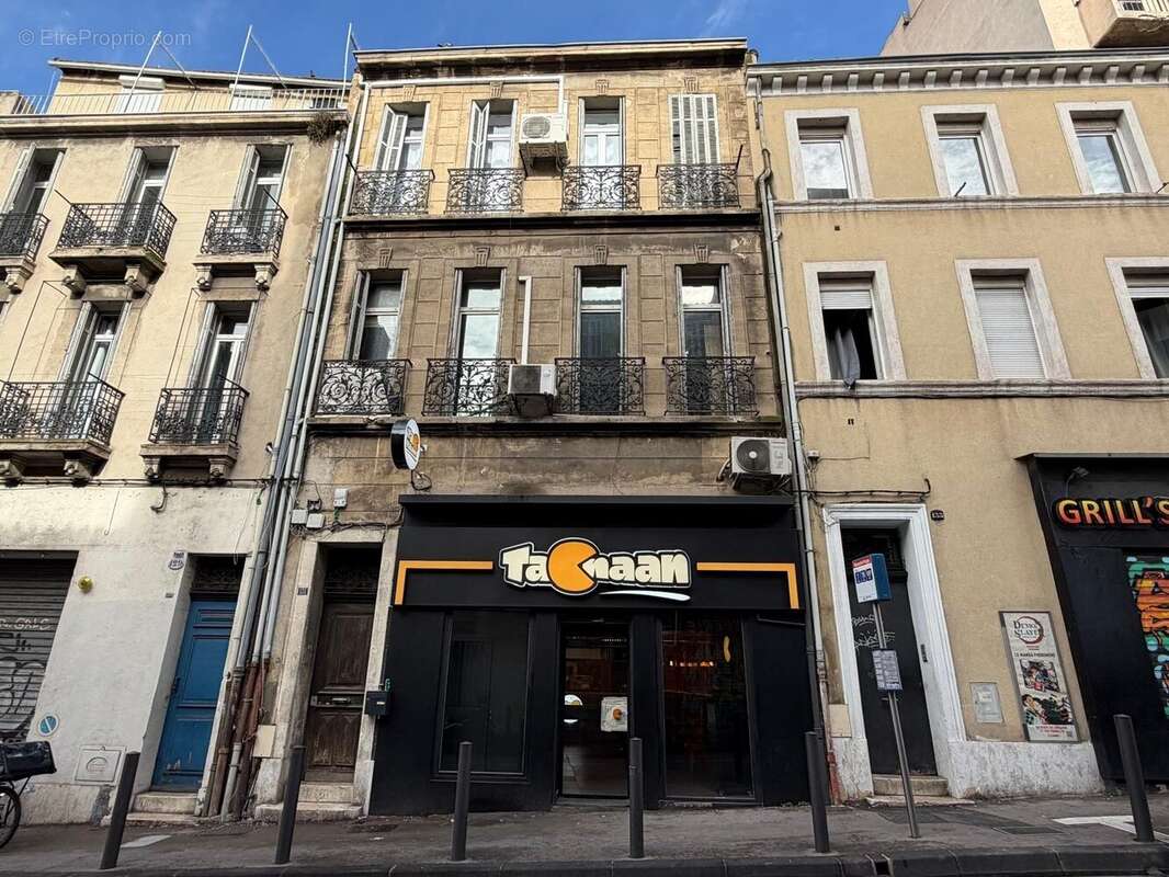 Commerce à MARSEILLE-4E