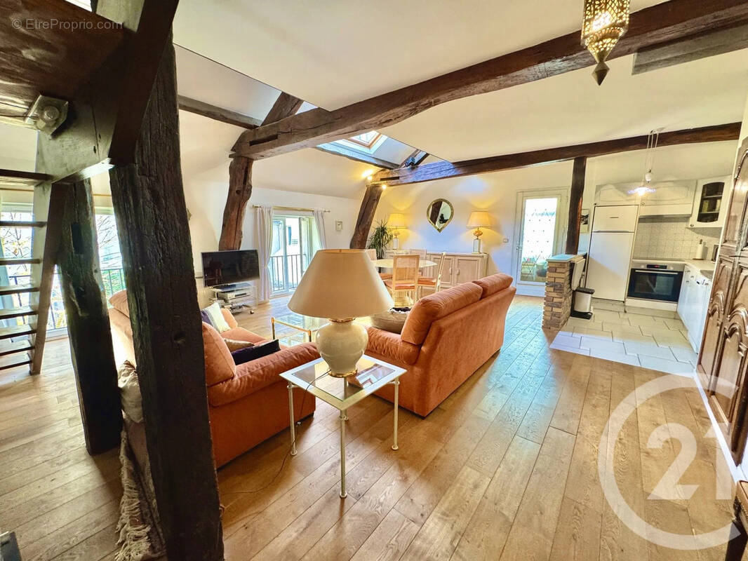 Appartement à FONTAINEBLEAU