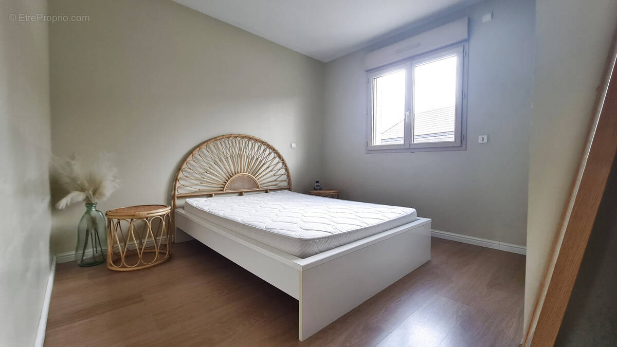 Appartement à GROISY