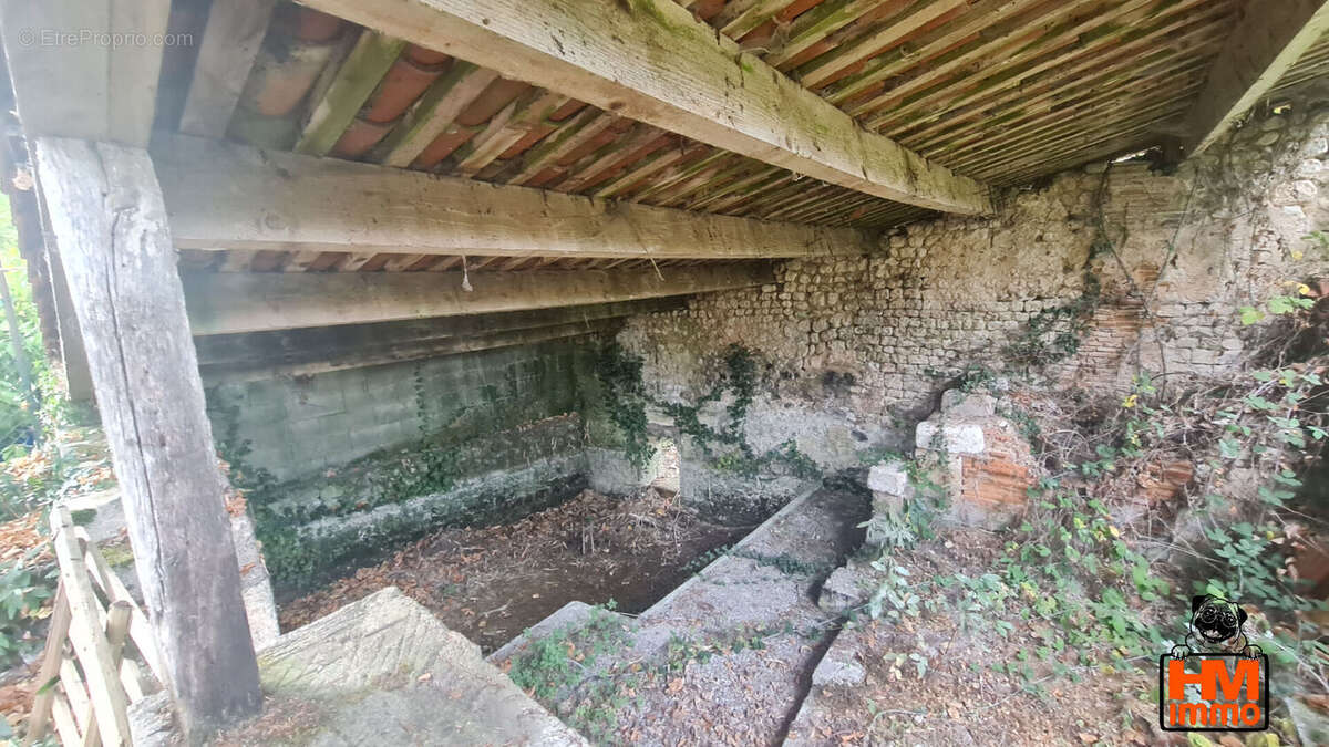 Maison à BLANZAC-PORCHERESSE