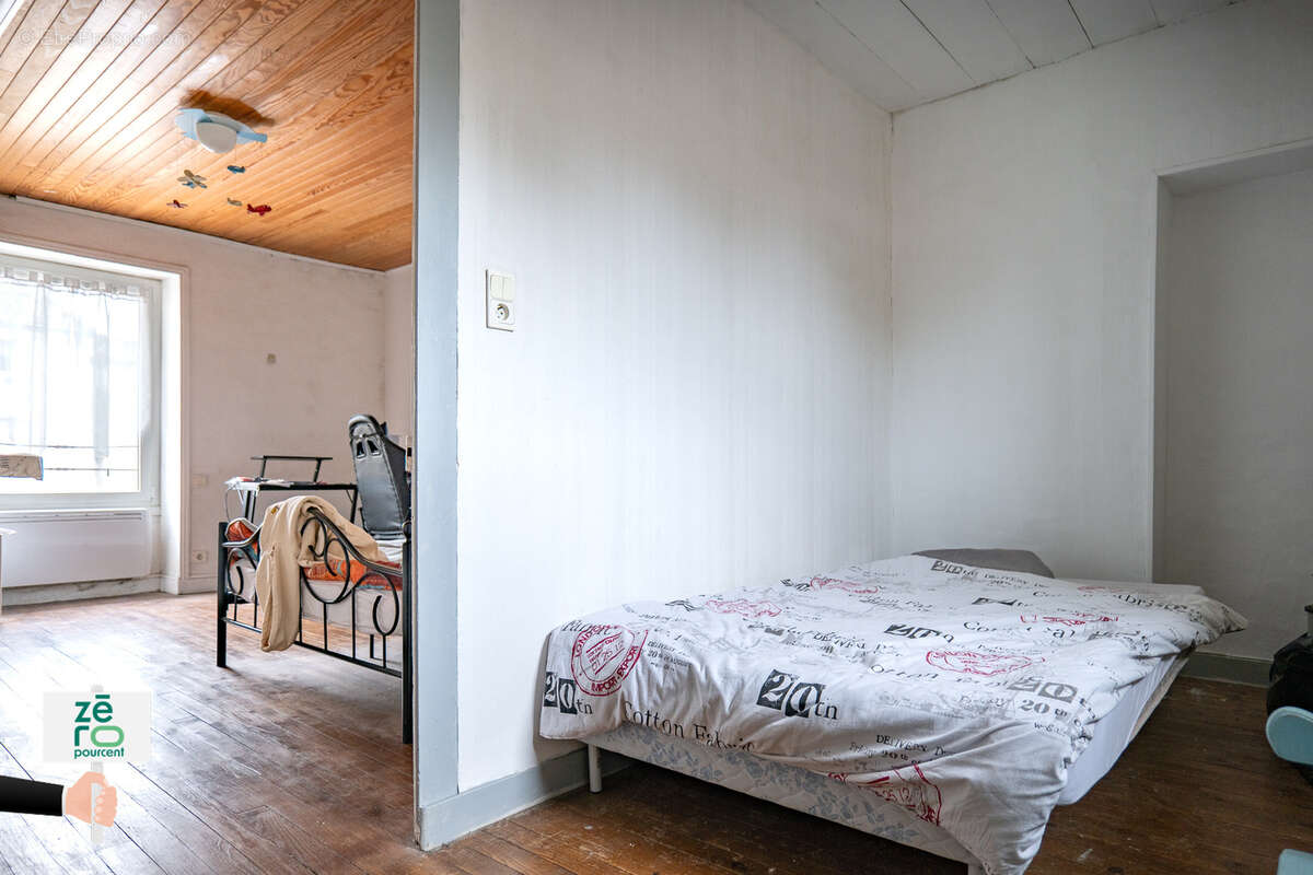 Maison à NESMY