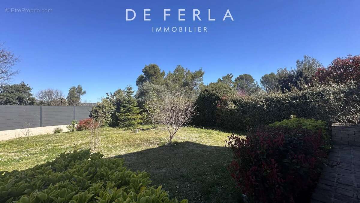 Maison à PEYROLLES-EN-PROVENCE