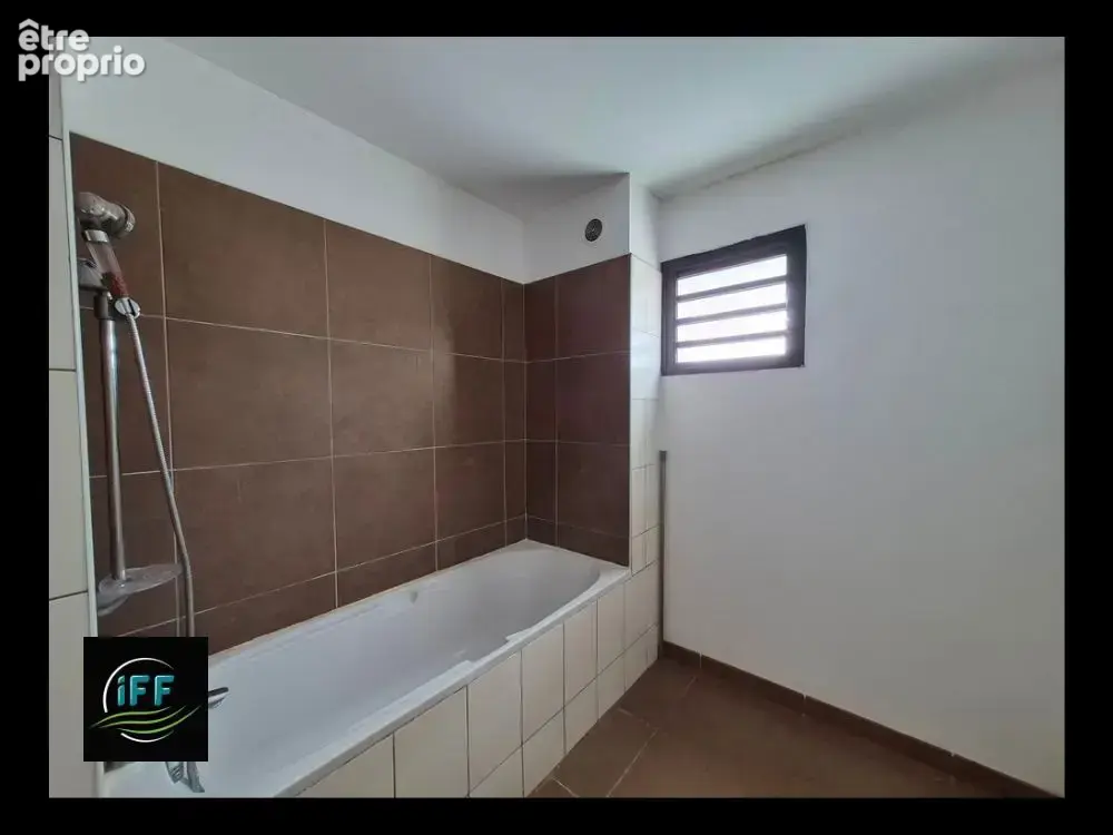 Appartement T3 - Fort potentiel - Sainte-Clotilde - photo 7