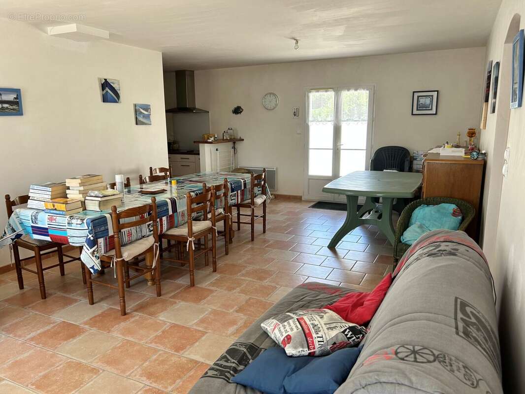 Maison 80 m² à Barbatre  - photo 7