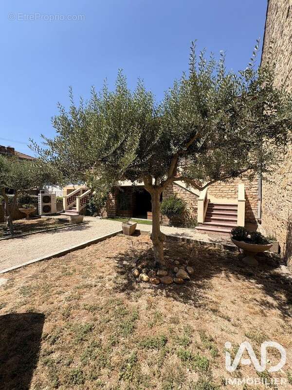 Maison 97 m² à Bagnols-Sur-Ceze  - photo 2