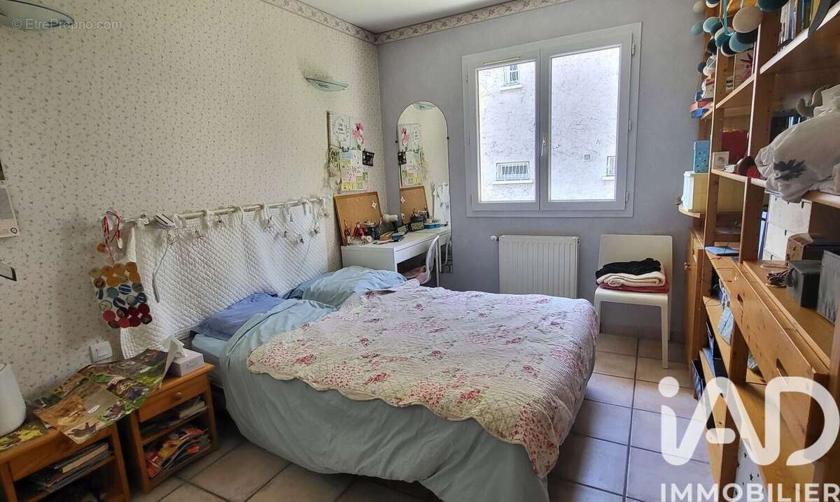 Photo 8 - Maison à SAINT-GENIS-LAVAL