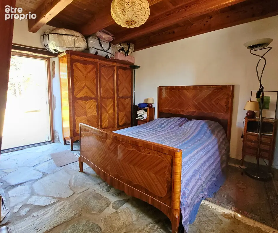 Mas  typiquement cévenol - Malbosc (limite Gard/Ardèche) 215 m²  8 pièces  Terrain  17 497 m² Piscine - photo 11