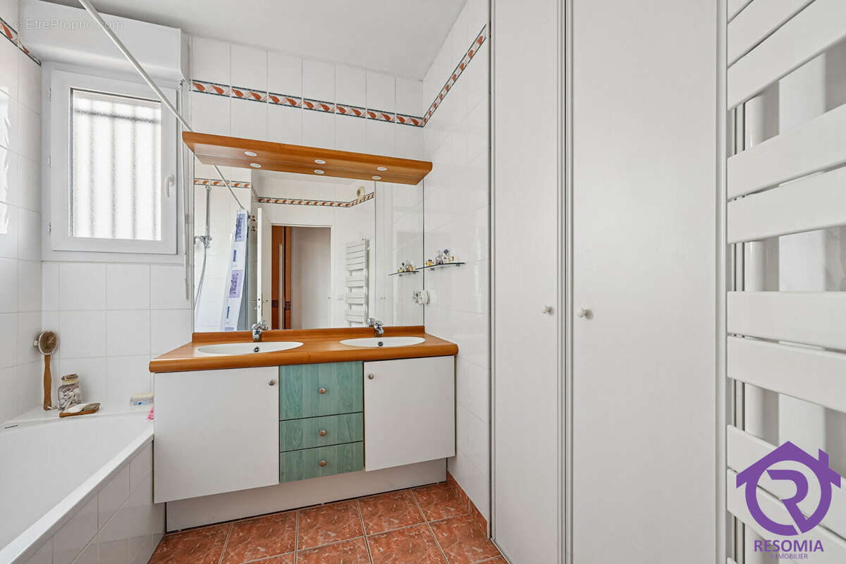 Appartement à CHATILLON