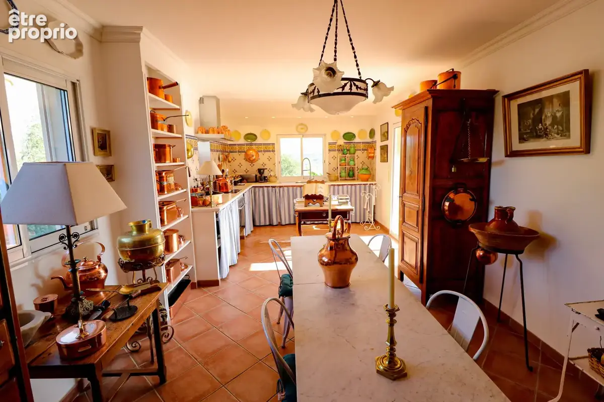 Exclusivite villa traditionnelle tout de plain pied 142m2 avec piscine et vue panoramique - photo 21