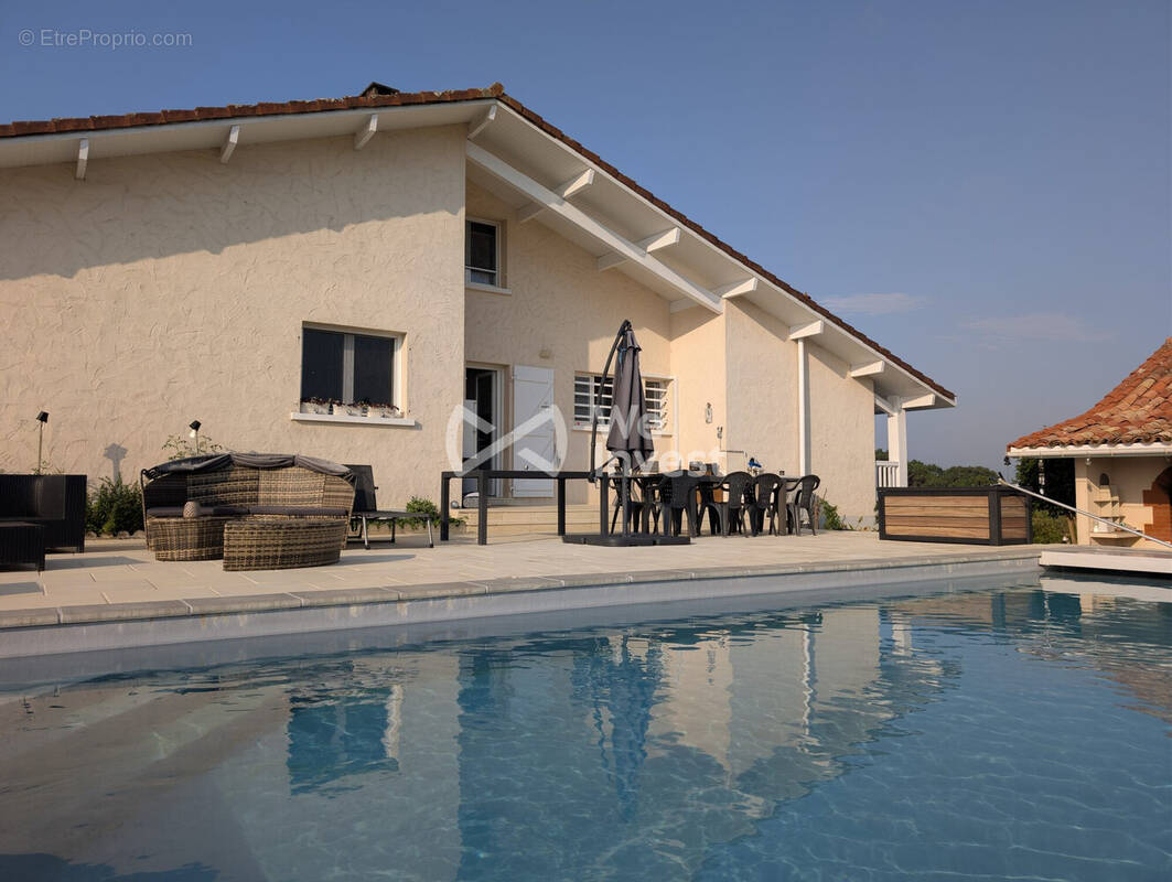 Maison à GAMARDE-LES-BAINS