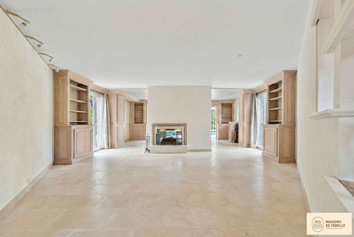 Maison à LOUVECIENNES