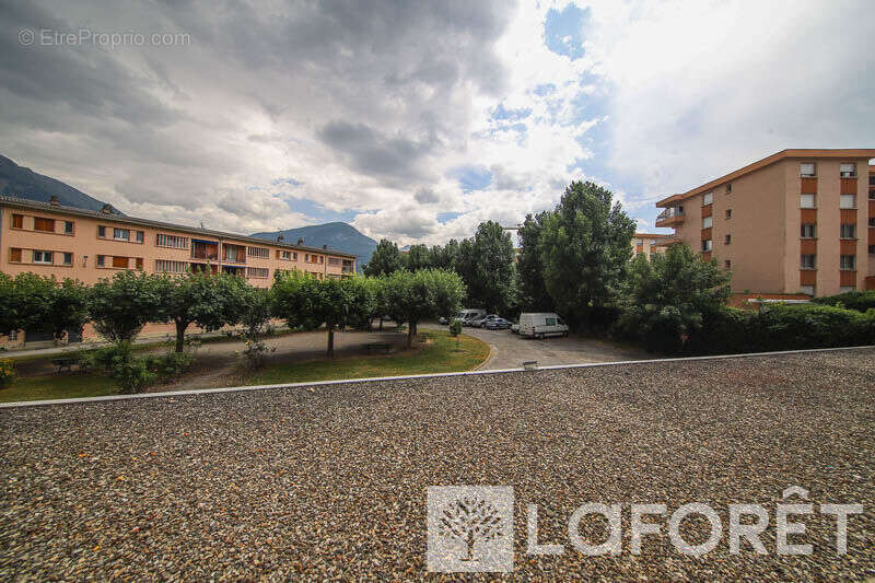 **appartement type 3 + cave - embrun - 3 pièces - photo 9