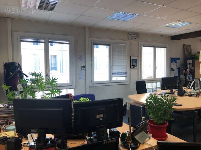 Appartement à MARSEILLE-2E