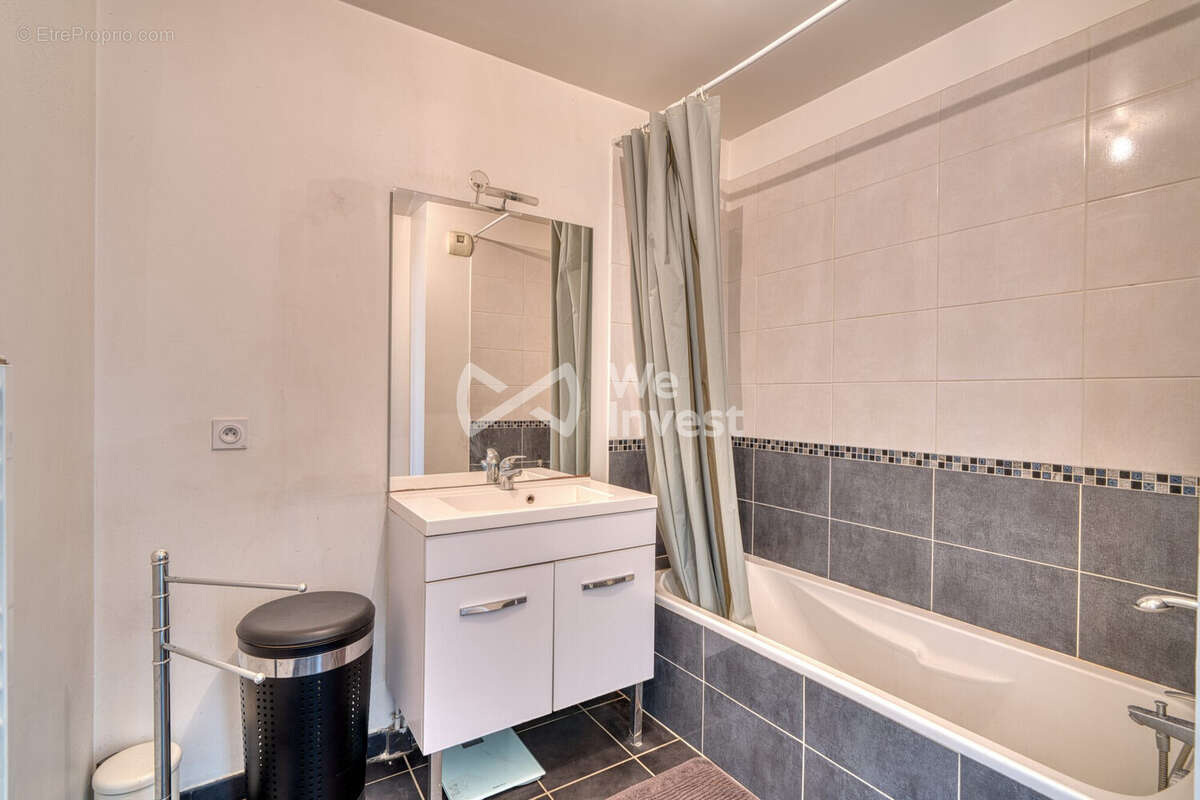 Appartement à BRON