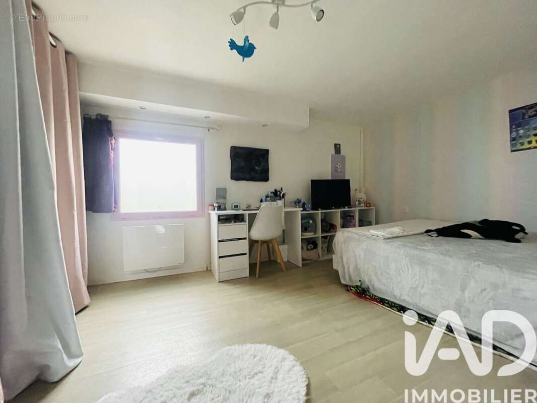 Maison 120 m² à Ladignac-Sur-Rondelles  - photo 9