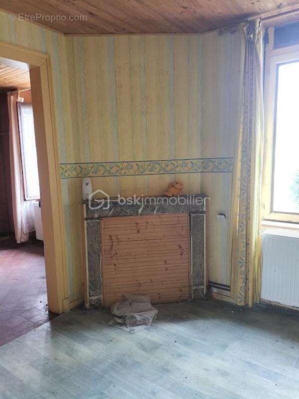 Maison à GY-L&#039;EVEQUE