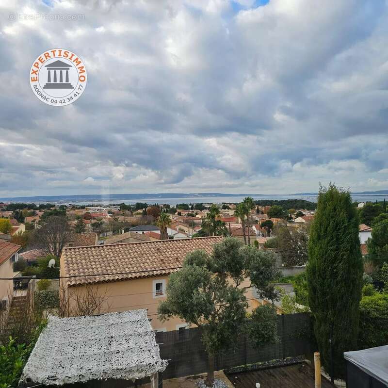 Appartement à ROGNAC