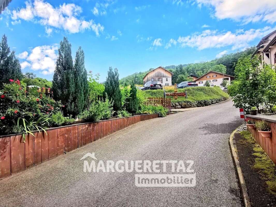 Appartement à HABERE-POCHE