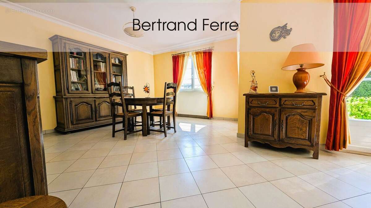 Maison à CARRIERES-SUR-SEINE