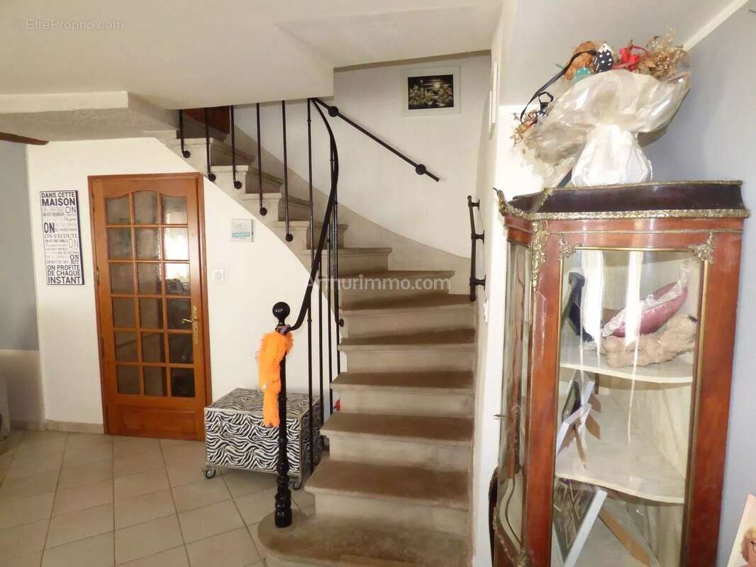 Maison à L&#039;ISLE-SUR-SEREIN