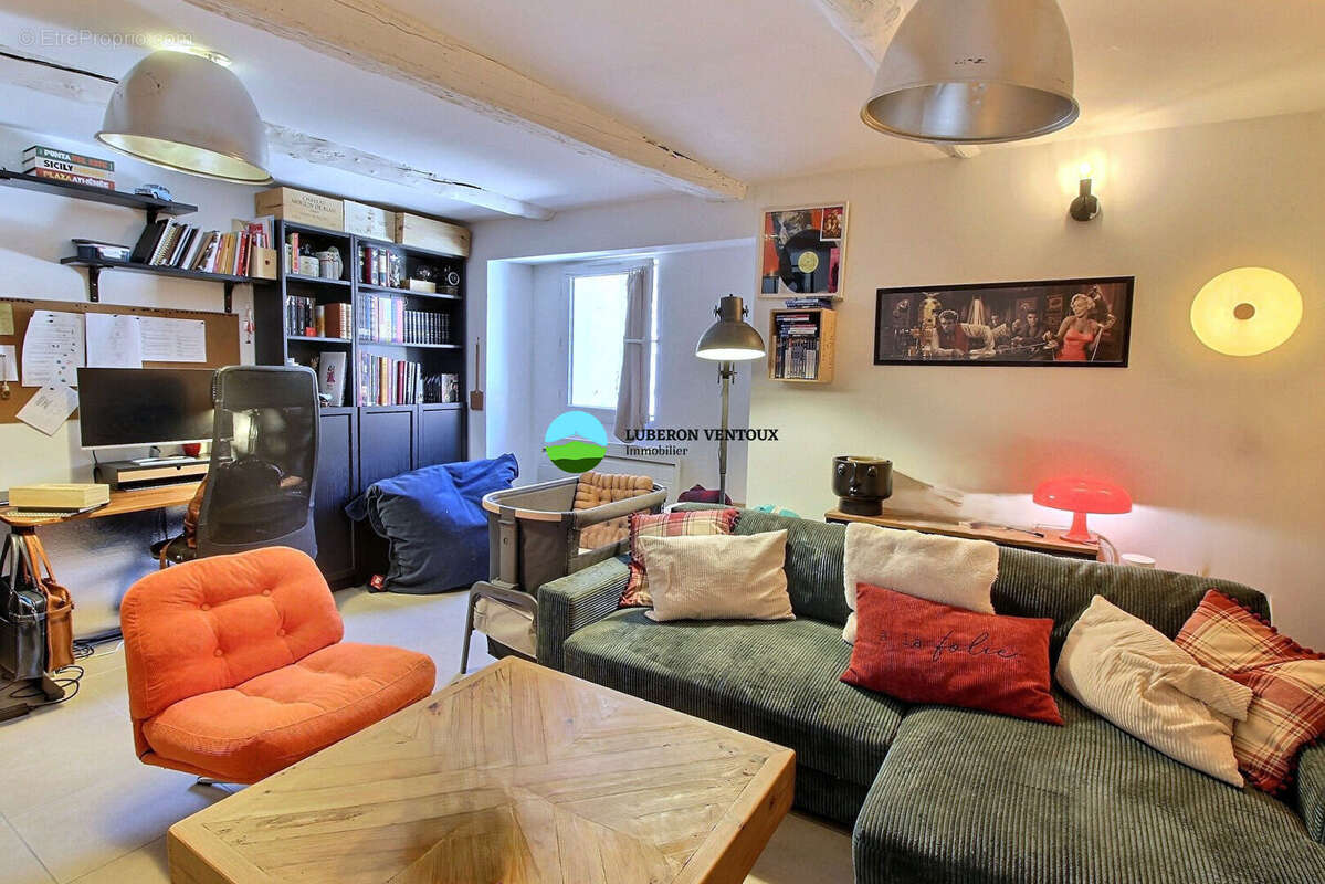 Caromb, maison de charme 3 pièces de 78.36 m2 - photo 8