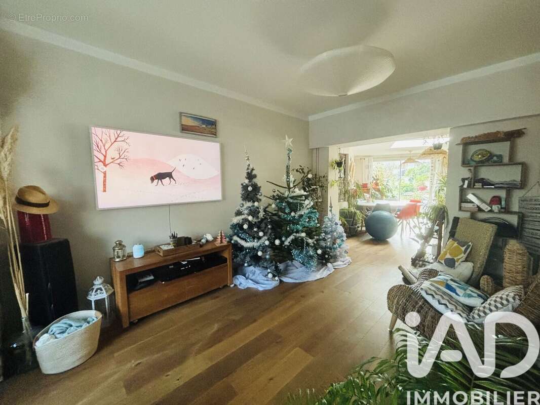 Photo 8 - Maison à WATTIGNIES