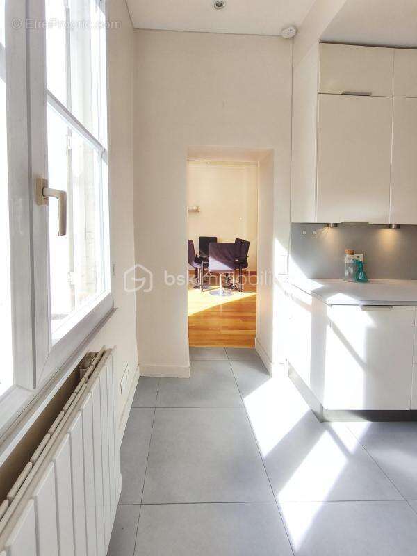 Appartement à PARIS-6E