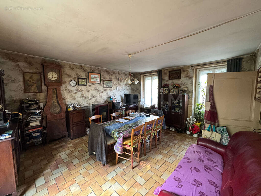 Maison à POUILLY-SUR-LOIRE