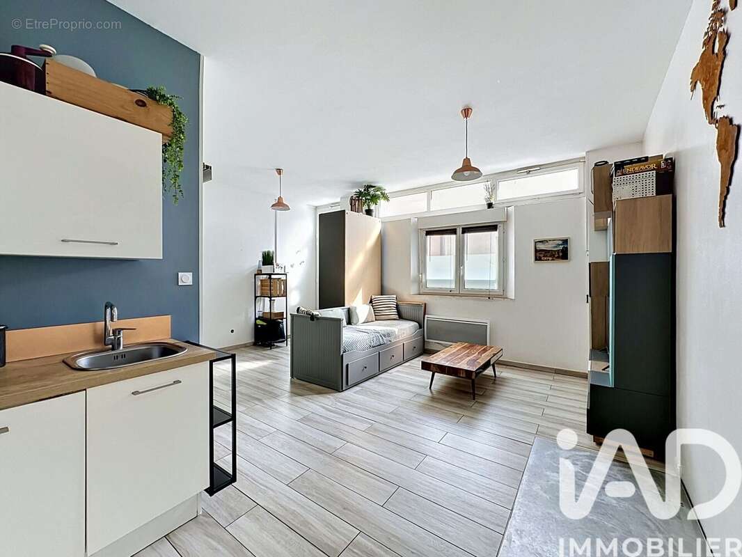 Photo 2 - Appartement à LYON-8E